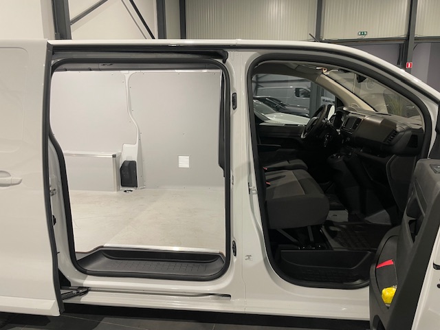 Peugeot Expert 2.0HDi ‘2023’ met Fabrieksgarantie Automaat