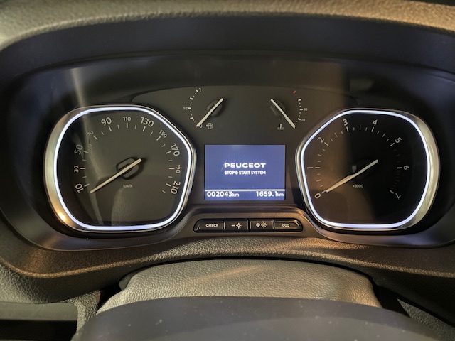 Peugeot Expert 2.0HDi ‘2023’ met Fabrieksgarantie Automaat