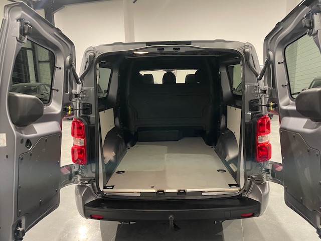 Opel Vivaro 2.0 Dubbel Cabine Automaat met Garantie