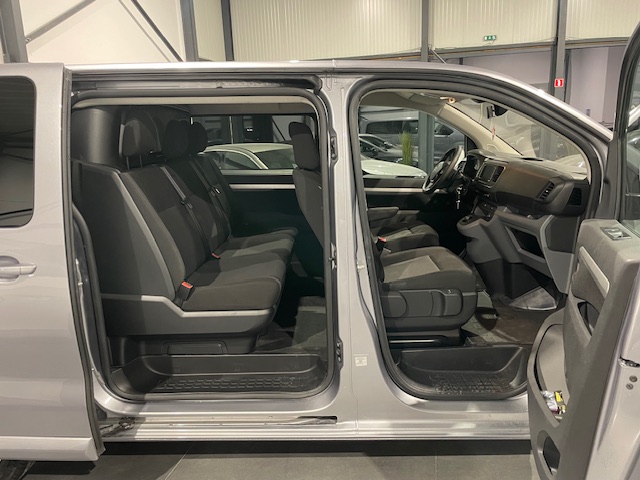 Opel Vivaro 2.0 Dubbel Cabine Automaat met Garantie