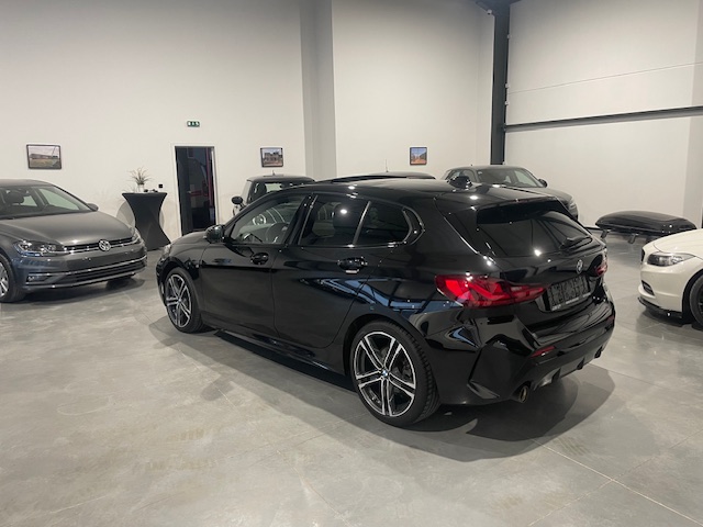 Bmw 118i F40 M-Pack Full Option met Garantie