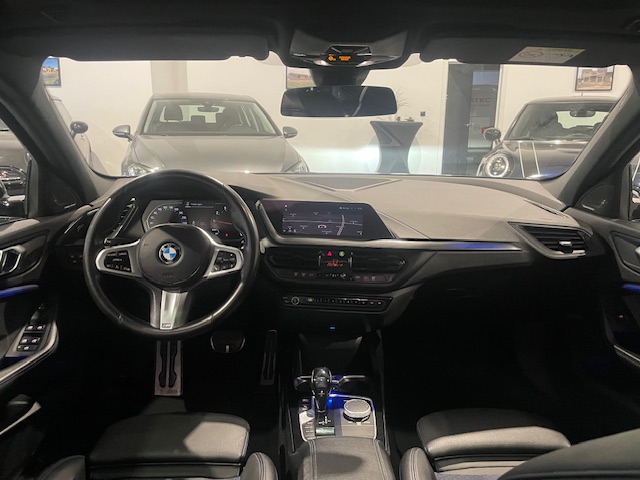 Bmw 118i F40 M-Pack Full Option met Garantie
