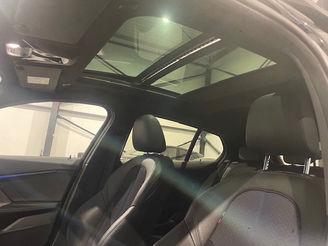 Bmw 118i F40 M-Pack Full Option met Garantie