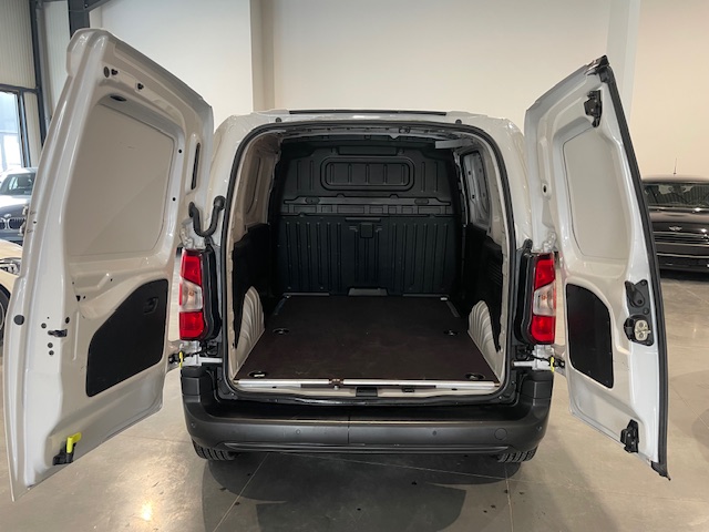 Opel Combo 1.5d ‘2022’ met Garantie