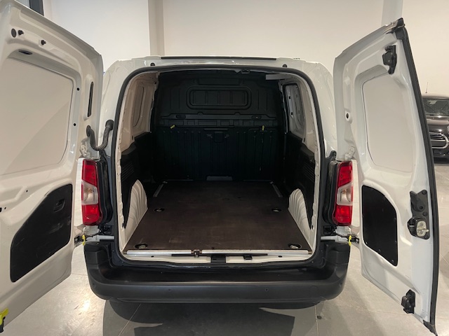 Peugeot Partner 1.5diesel ‘2022’ met Garantie