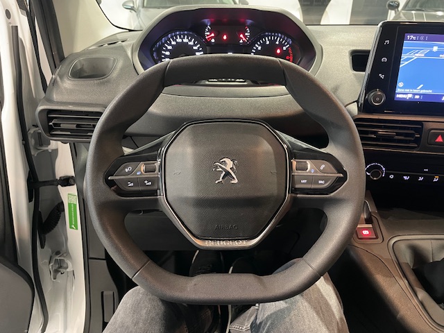 Peugeot Partner 1.5diesel ‘2022’ met Garantie