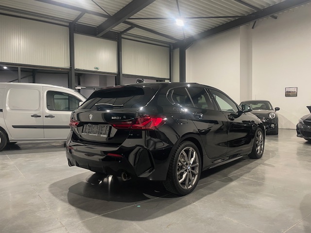Bmw 120i F40 M-Pack ‘2023’ met Garantie