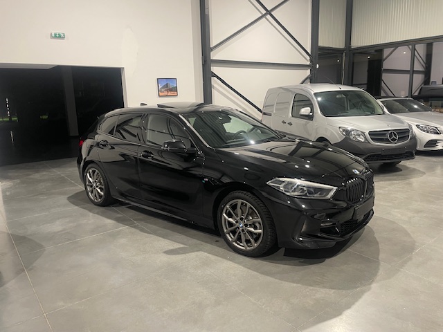 Bmw 120i F40 M-Pack ‘2023’ met Garantie