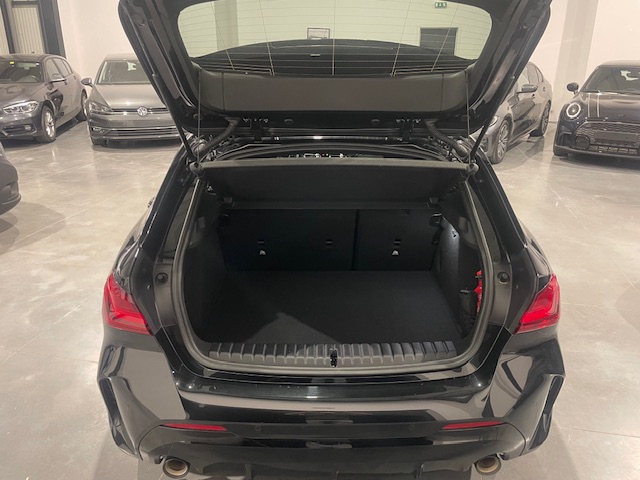 Bmw 120i F40 M-Pack ‘2023’ met Garantie