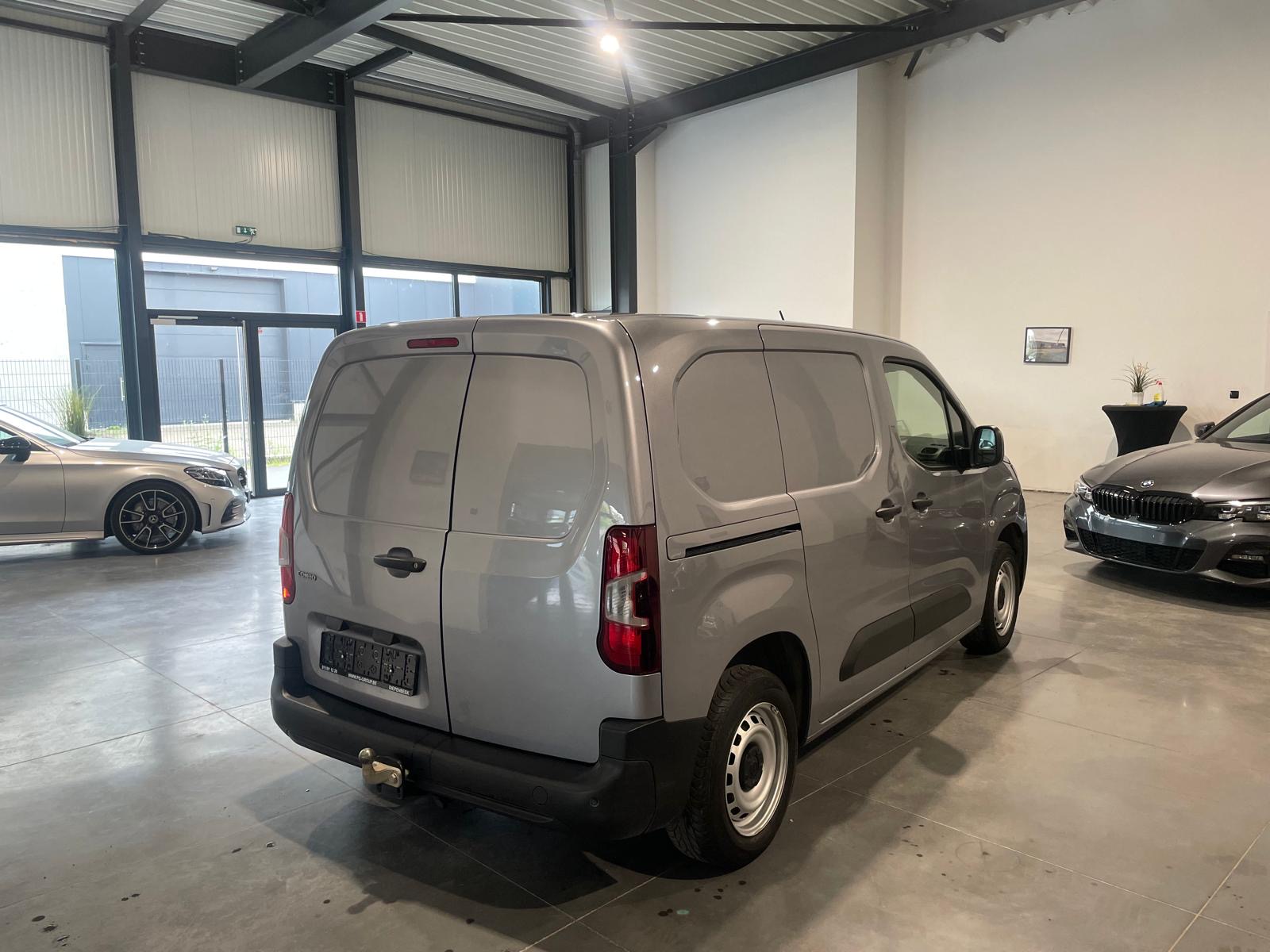 Opel Combo 1.5d ‘2020’ met Garantie