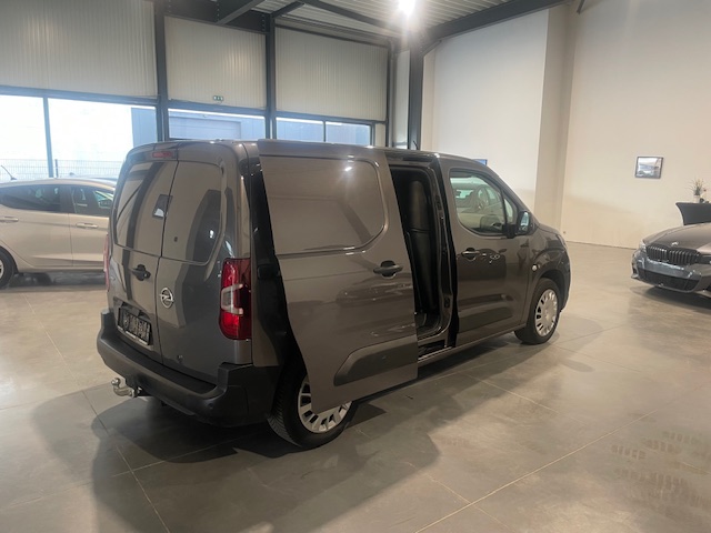 Opel Combo E 1.2i “2021” met Garantie