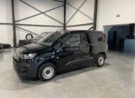 Peugeot Partner 1.5diesel ‘2022’ met Garantie