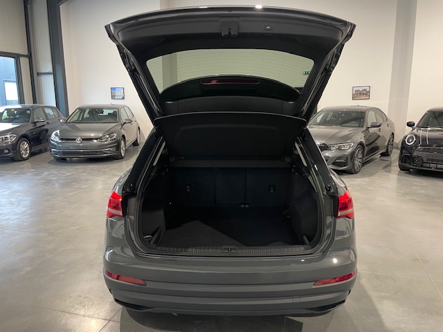 Audi Q3 1.5 TFSI ‘2019’ met Garantie