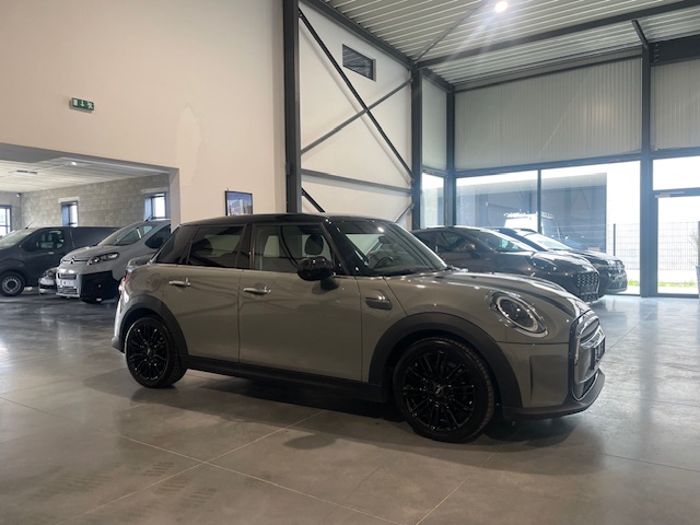 MINI Cooper 1.5i Facelift ‘2022’ met Garantie