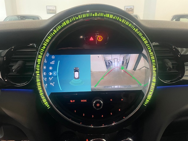 MINI Cooper 1.5i Facelift ‘2022’ met Garantie