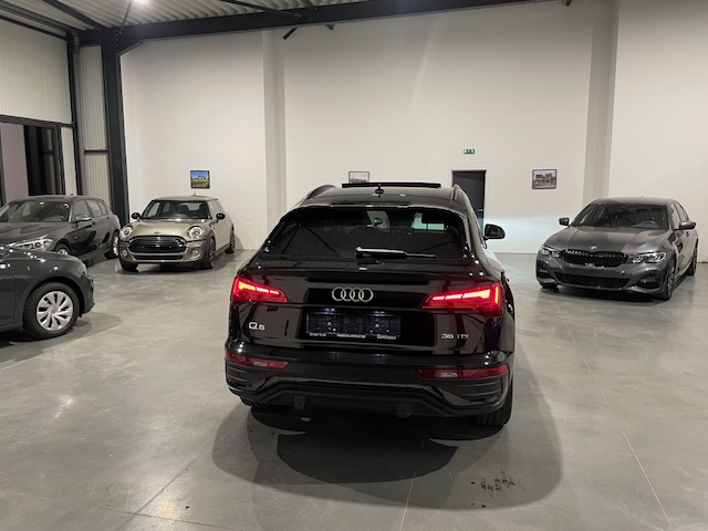 Audi Q5 35TDi S-Line Full Option met Garantie