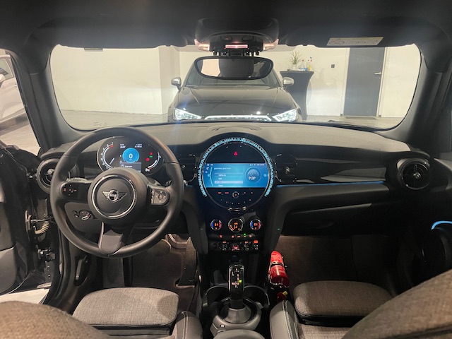 Mini Cooper 1.5i Facelift ‘2022’ met Garantie