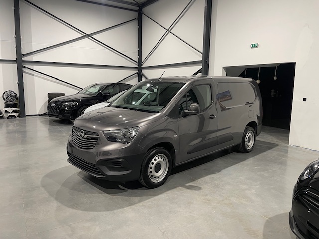 Opel Combo 1.2i L2 lichte vracht met Garantie