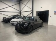 Mini Cooper 1.5i Facelift ‘2022’ met Garantie