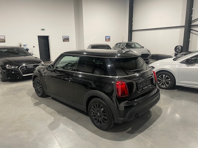 Mini Cooper 1.5i Facelift ‘2022’ met Garantie