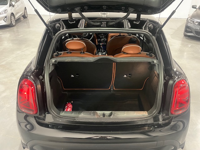 Mini Cooper 1.5i Facelift ‘2022’ met Garantie