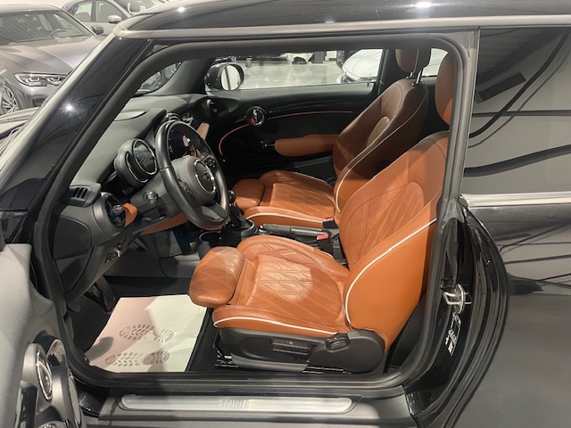 Mini Cooper 1.5i Facelift ‘2022’ met Garantie