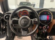 Mini Cooper 1.5i Facelift ‘2022’ met Garantie