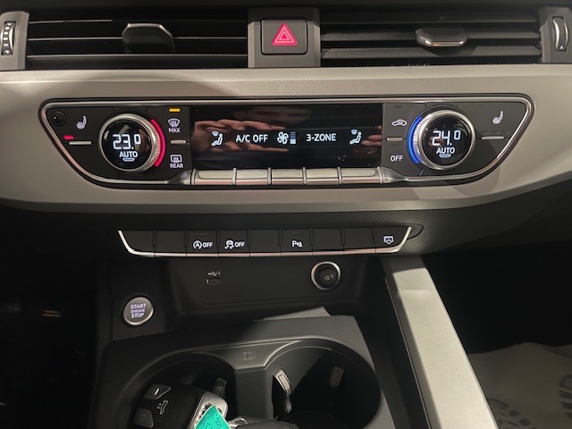 Audi A4 2.0TDi S-Line Facelift met Garantie