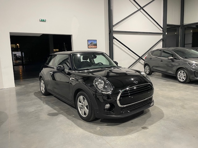 Mini Cooper 1.5i Automaat met Garantie