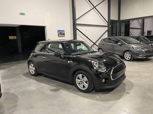 Mini Cooper 1.5i Automaat met Garantie