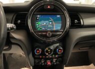 Mini Cooper 1.5i Automaat met Garantie