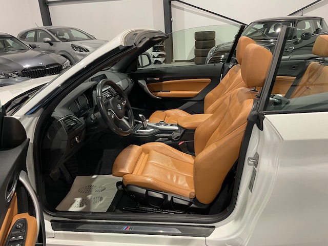 Bmw 218i Cabrio M-Pack Automaat met Garantie