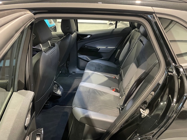 Volkswagen ID4 Pro 128 kW 77 kWh met Garantie