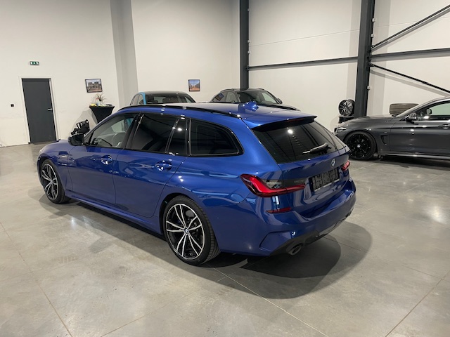 BMW 318i M-Pack G21 ‘2022’ met Garantie