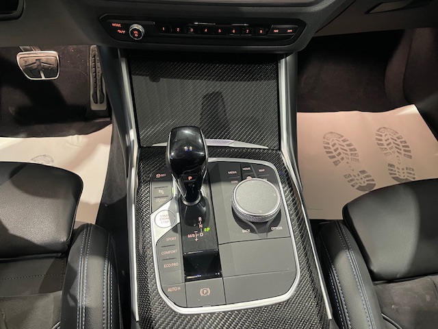 BMW 318i M-Pack G21 ‘2022’ met Garantie
