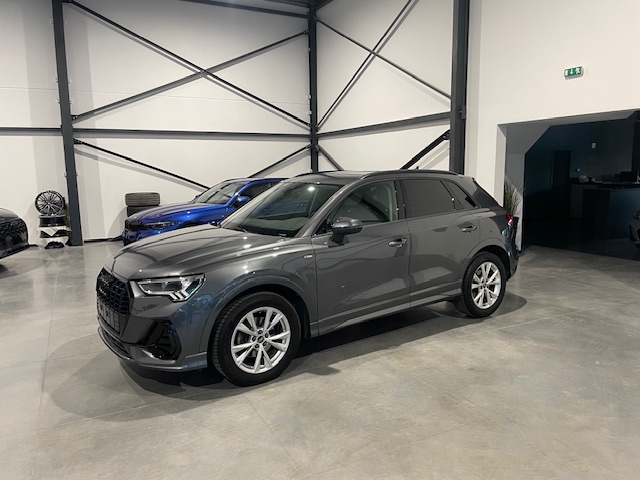 Audi Q3 35TDi S-Line ‘2022’ met Garantie