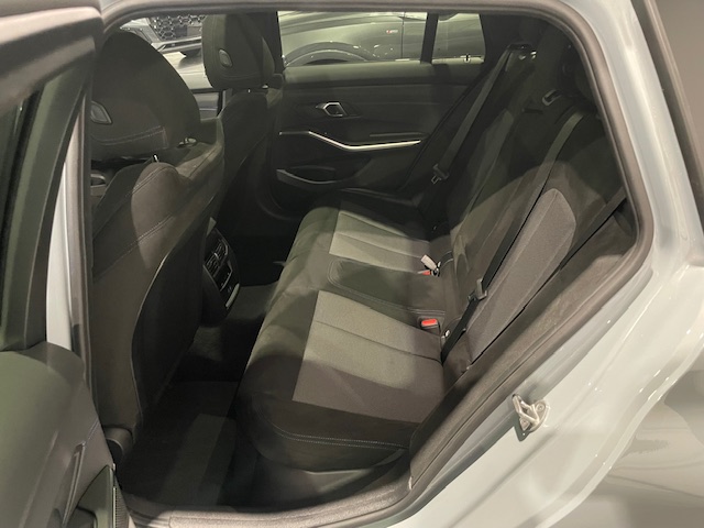 Bmw 330e xDrive M-Pack met Garantie