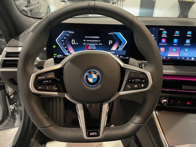 Bmw 330e xDrive M-Pack met Garantie