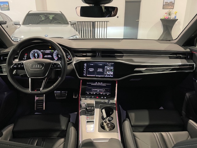 Audi A6 35TDi S-Line ‘2023’ met Garantie