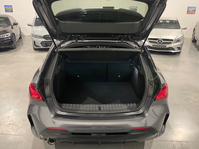 Bmw 118i F40 M-Pack met Garantie