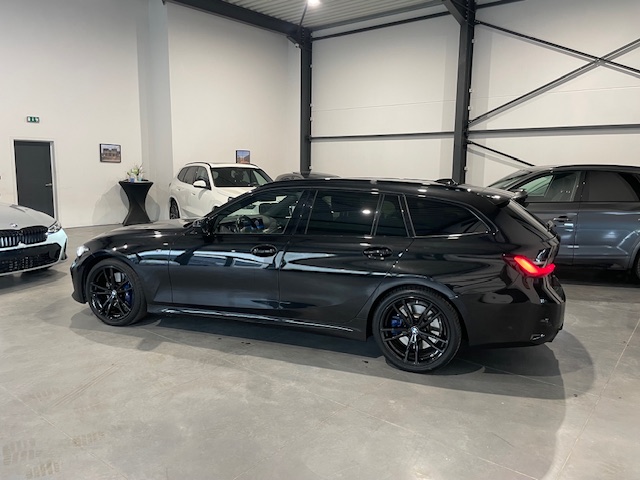 Bmw 318i Facelift M-Pack met Garantie