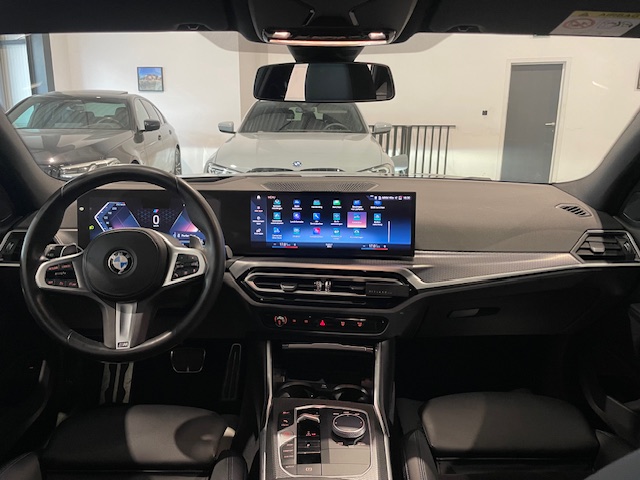 Bmw 318i Facelift M-Pack met Garantie