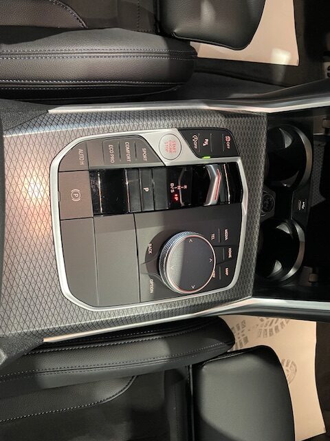 Bmw 318i Facelift M-Pack met Garantie