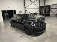Mini Cooper 1.5i Automaat ’22’ met Garantie