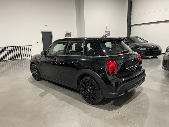 Mini Cooper 1.5i Automaat ’22’ met Garantie