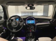 Mini Cooper 1.5i Automaat ’22’ met Garantie