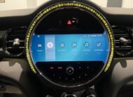 Mini Cooper 1.5i Automaat ’22’ met Garantie