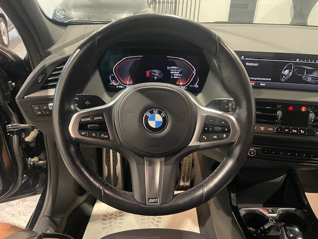 Bmw 116i F40 M-Pack met Garantie