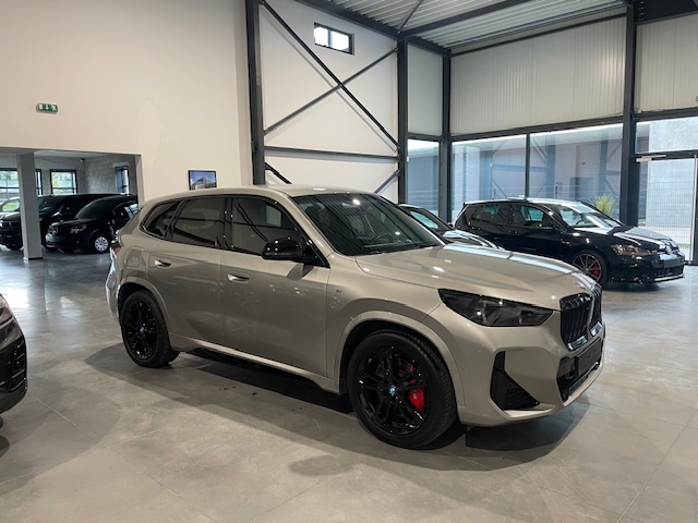 BMW iX1 xDrive30 M Sportpaket met Garantie
