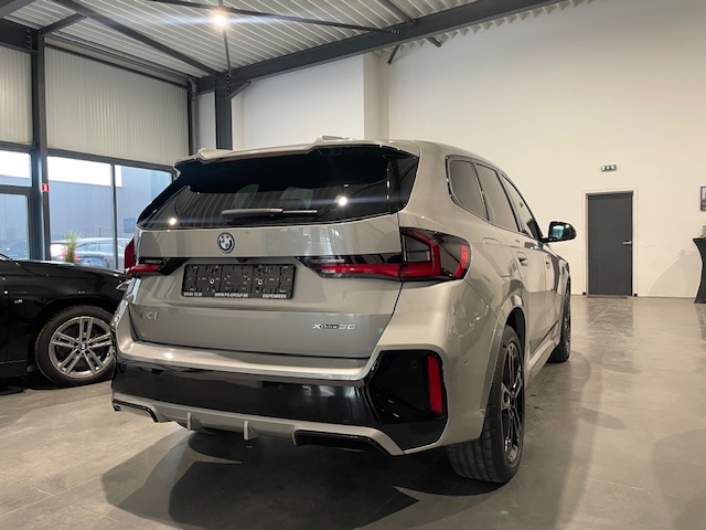 BMW iX1 xDrive30 M Sportpaket met Garantie